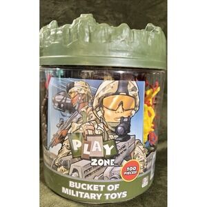 PLAY ZONE BUCKET SET 100 PIECES MILITARY TOYS (1896)‎
